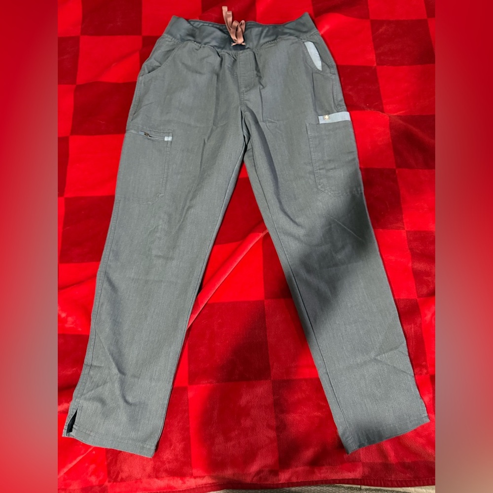 Women's Heather Denim High Waisted Yola™ - Skinny Scrub Pants
L - Heather Denim